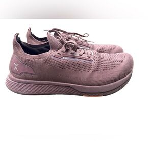 Flux Adapt Waterproof Runner Cocoa Mens Size 7.5 Womens Size 9 Athletic Shoes